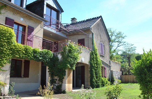 Ispagnac Villa | House - secure heated swimming pool - barbecue - plancha - free wifi