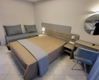 Sarti Apartment | House Spanos