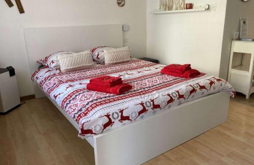Zermatt Apartment | House St-George Studio Cozy with terrace and view on village of Zermatt