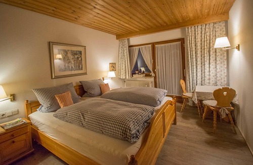 Riedlern Bed & Breakfast | House Strillinger, Kreuth-Riedlern - Vacation Apartment Strillinger