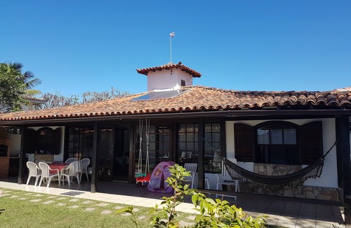 Porto Belo House | House two blocks from the beach in a gated community, 5 bedrooms, Manguinhos, Búzios.