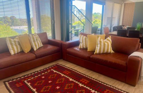 Hermanus Heights House | House Vos