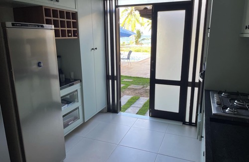 Canto do Mar House | House with 5 bedrooms in front of the sea (feet in the sand) in Guarajuba