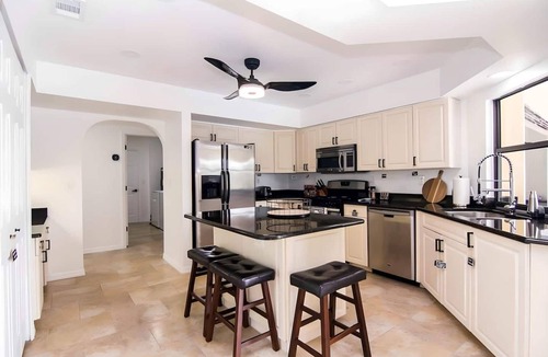 Port Charlotte House | House With A Boat–Your Private Waterfront Resort