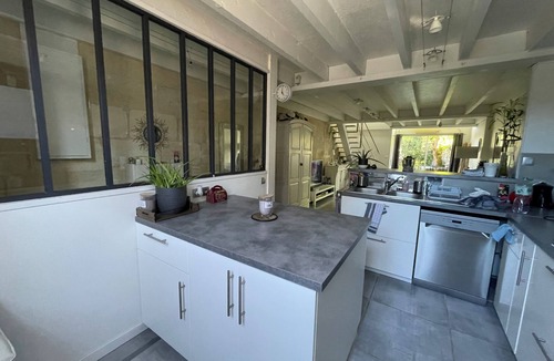 Bordeaux House | House with a pool, a terrace, and full air conditioning