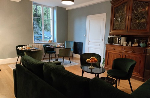Nuits-Saint-Georges House | House with garden to discover Burgundy's vineyards