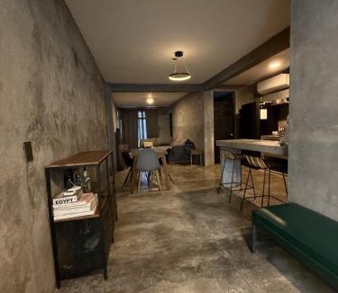 Monterrey House | House with pool, equipped ,10 minute walk to the FIFA zone