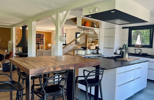 Anglet Villa | House with pool, jacuzzi and air conditioning for 10 people, 10 minutes from the beach