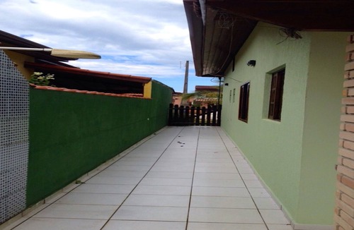 Morada da Praia House | House with pool, large backyard, lawn, beautiful mountain view. Wi-Fi