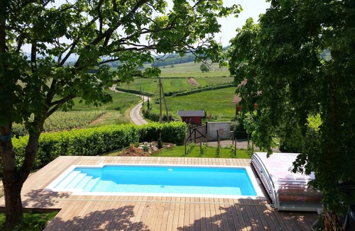 Chenoves Cottage | House with private pool in South Burgundy - between Chalon/Saône and Cluny