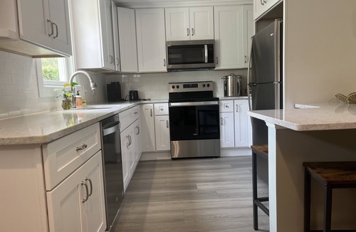Friendship House | House with spacious patio