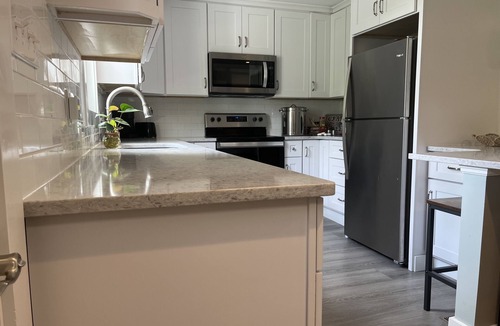 Friendship House | House with spacious patio