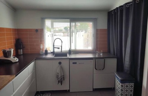 Bompas House | House with swimming pool. Outside terrace 35m2.