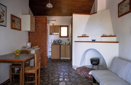 Ormos Koumeikon House | House With With a Spectacular sea View