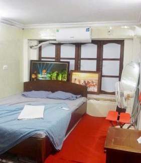 Hang Bac Bed & Breakfast | House25