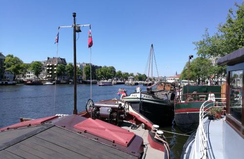 Canal Ring Apartment | houseboat Rose
