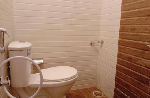 Narasapura Hotel | Housefinch Residency