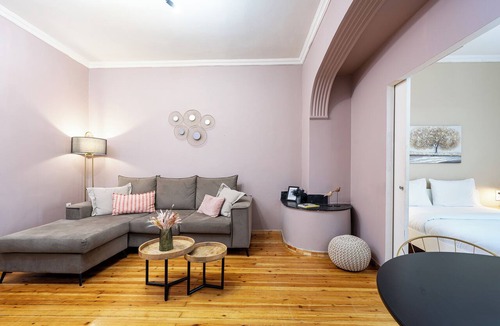 Thessaloniki City Centre Apartment | Houseloft White Tower Collection