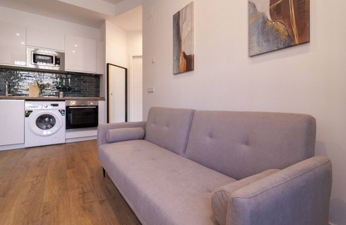 Almenara Apartment | Housing Simancas by Sharing Co