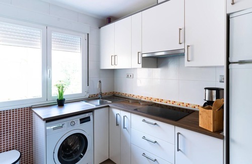 Leon Apartment | Housingleon - Main Square new brand terrace house