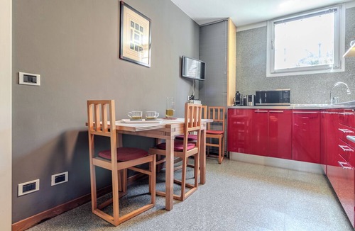 Montale Apartment | HouSmart Luxury Suite Golf Club
