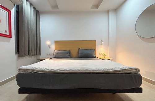 Gurugram Hotel | Housr Sector 49 Gurgaon Near Spaze IT
