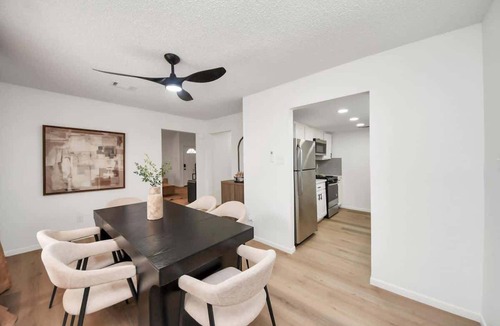 Northeast Houston House | Houston - Modern Comfort with Garage & Patio
