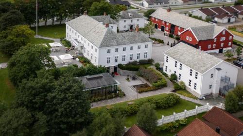 Brekstad Hotel | Hovde Gård