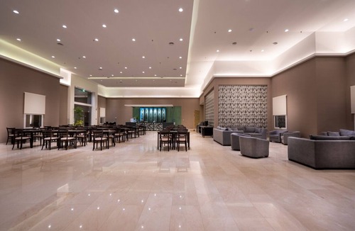 Lisandro Olmos Hotel | Howard Johnson by Wyndham La Plata