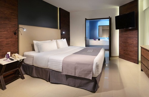 Leon Hotel | HS HOTSSON Smart León Centro Max