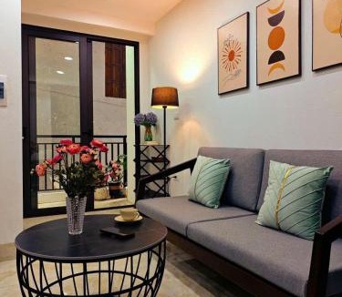 Ba Dinh House | HThome