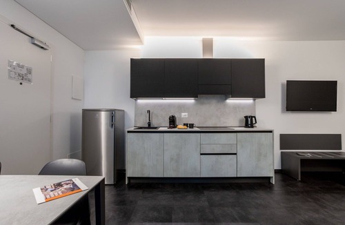 Mestre Apartment | Htm Tower - 1104 Executive by Halldis