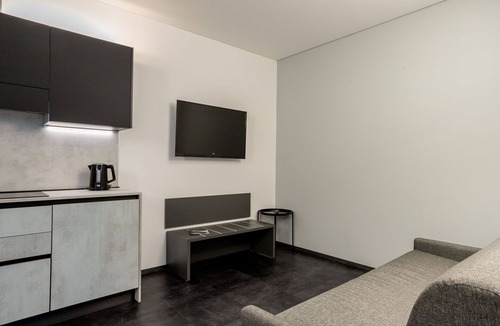 Mestre Apartment | Htm Tower - 1104 Executive by Halldis