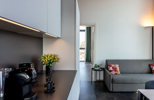 Mestre Apartment | Htm Tower - 702 - 703 Comfort Studio by Halldis