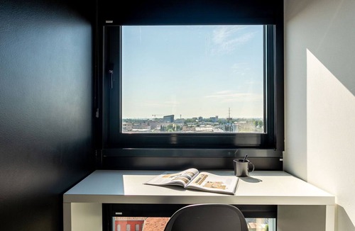 Mestre Apartment | Htm Tower - 702 - 703 Comfort Studio by Halldis