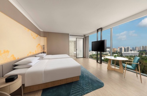 Yinhai Hotel | HUALUXE Resort Beihai Silver Beach by IHG