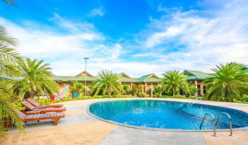 Ban Phe Resort | Huan Soontaree