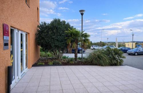 Istres Hotel | HubOne3 Istres
