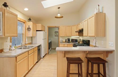 River West House | Huckleberry Cottage home