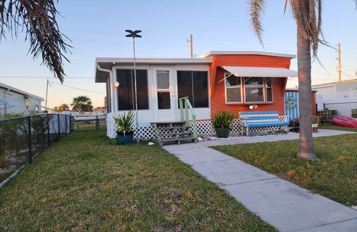 Port Richey House | Hudson Waterfront Home Weekly/Monthly Discounts