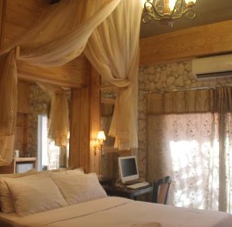 Wieng Hostel | Huen Chan Thip