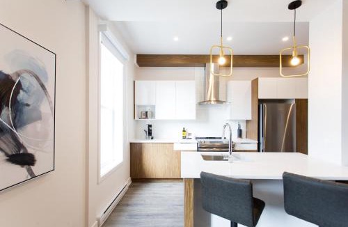Mile End Apartment | Huge 2 Bdr with Balcony in Mile End by Den Stays
