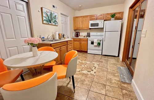 Dam East - West House | Huge 6 bed 5 bath house with HOT TUB -ideal for large family-friends gatherings
