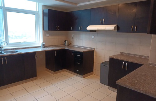 Barsha Heights Apartment | Huge Barsha Heights 4 Bedroom in Heart of Dubai - Balconies, pool, gym, parking!
