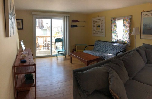 Hampton House | Huge Beach House with 2 car garage