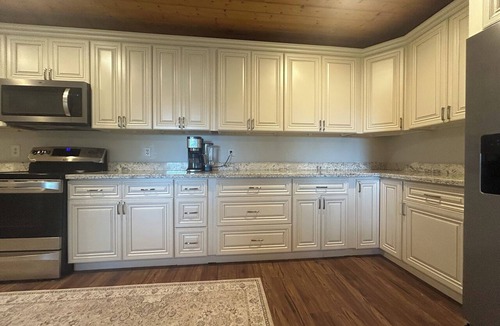 Negreet House | Huge front porch on half acre in Toledo Bend
