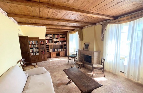 Baiano Villa | Huge villa with large exclusive pool + gardens/WIFI/sleeps 8