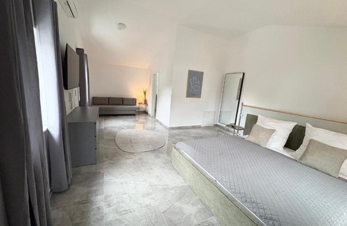 Laudenbach Apartment | HUGOS Design House - ruhig & modern