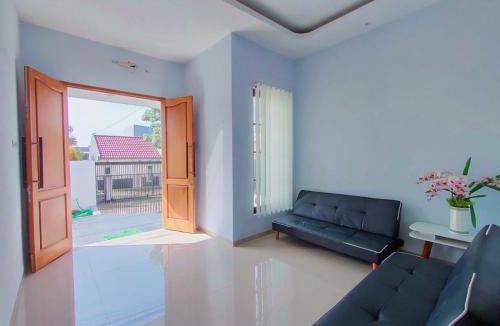 Dinoyo Villa | Huize Silitonga