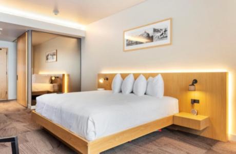 Sandpoint Hotel | Humbird Hotel